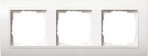 Gira Abdeckrahmen 3-fach Event für reinweisse Einsätze reinweiß glänzend 0213803 – Bild 1