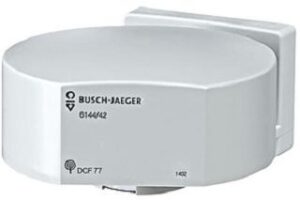 Busch-Jaeger Antenne DCF 77 KNX für Jahreszeitschaltuhr 4-Kanal 6144/42 – Bild 1