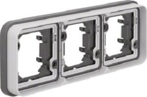 Berker Rahmen 3-fach waagerecht lichtgrau 13303505 – Bild 1